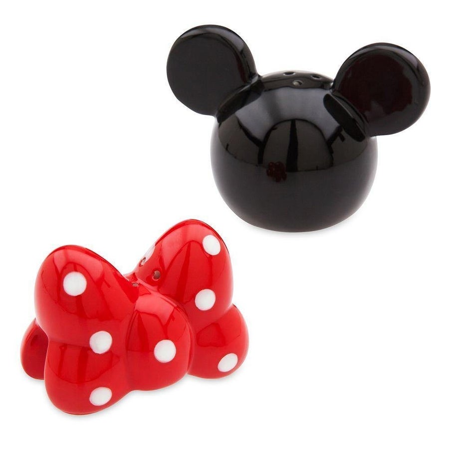 Disney Mickey & Minnie Mouse and Friends Ceramic Salt Pepper Shaker Set NEW