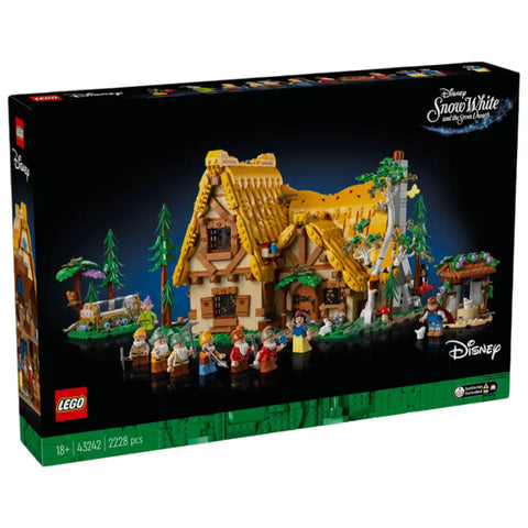 LEGO Snow White and the Seven Dwarfs Cottage Set