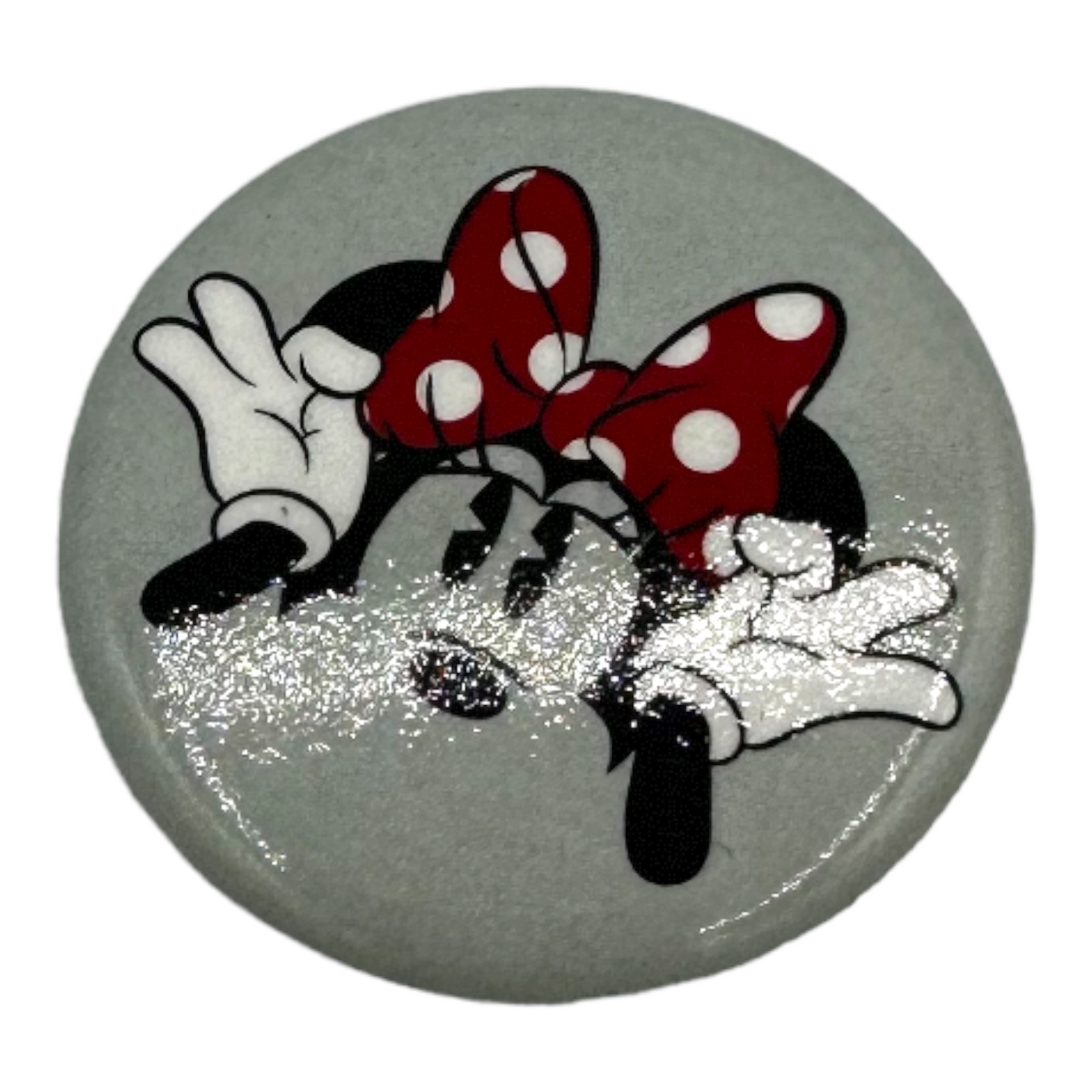 Disney's Minnie Mouse Fixing Her Bow Button