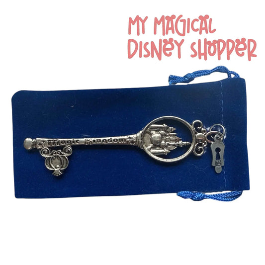 Cinderella Carriage Metal Walt Disney World Magic Kingdom Skeleton Key