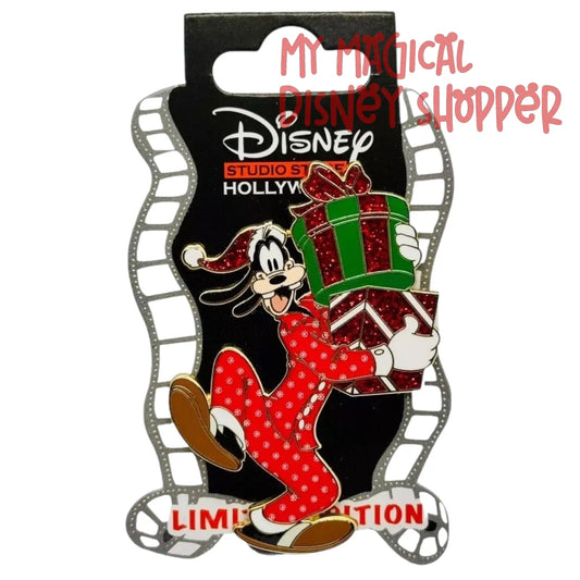 Goofy Holiday Pajamas Pin - Disney Studio Store Hollywood Exclusive - Limited Edition