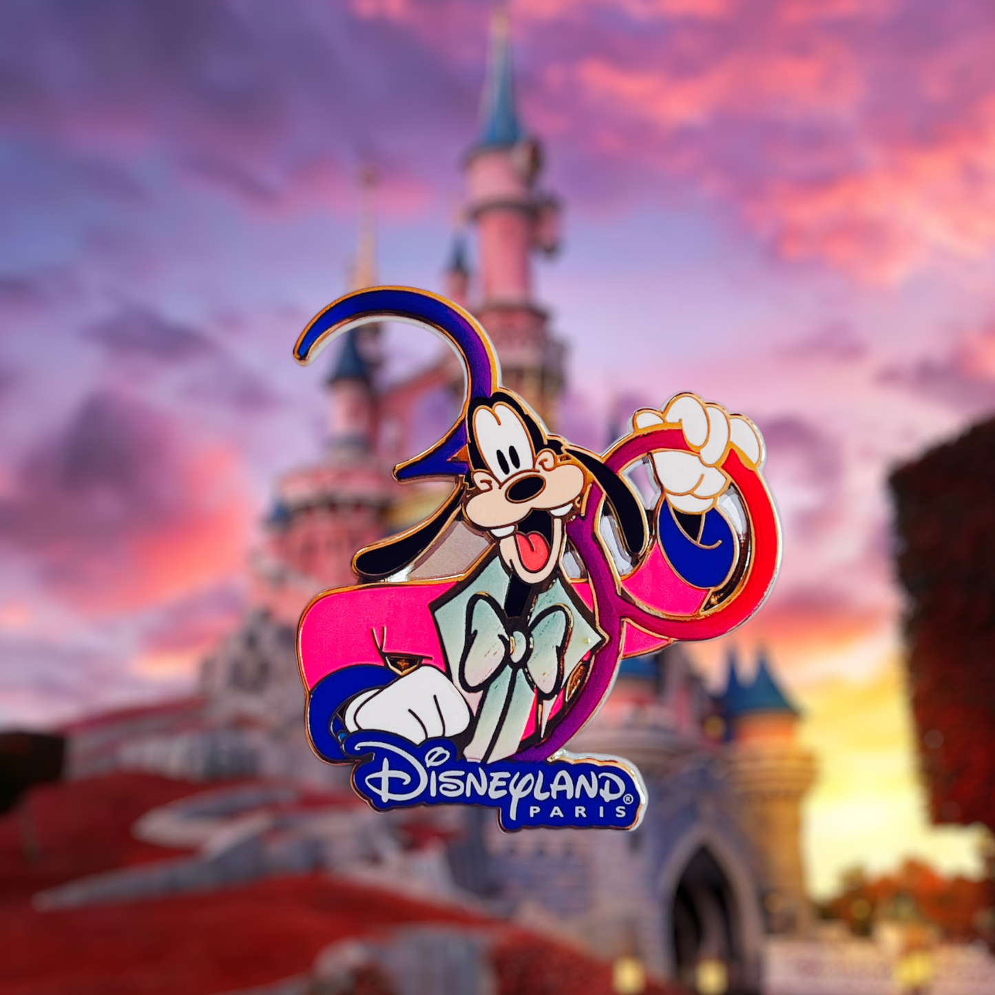 Disneyland Paris 30th Anniversary Goofy Pin