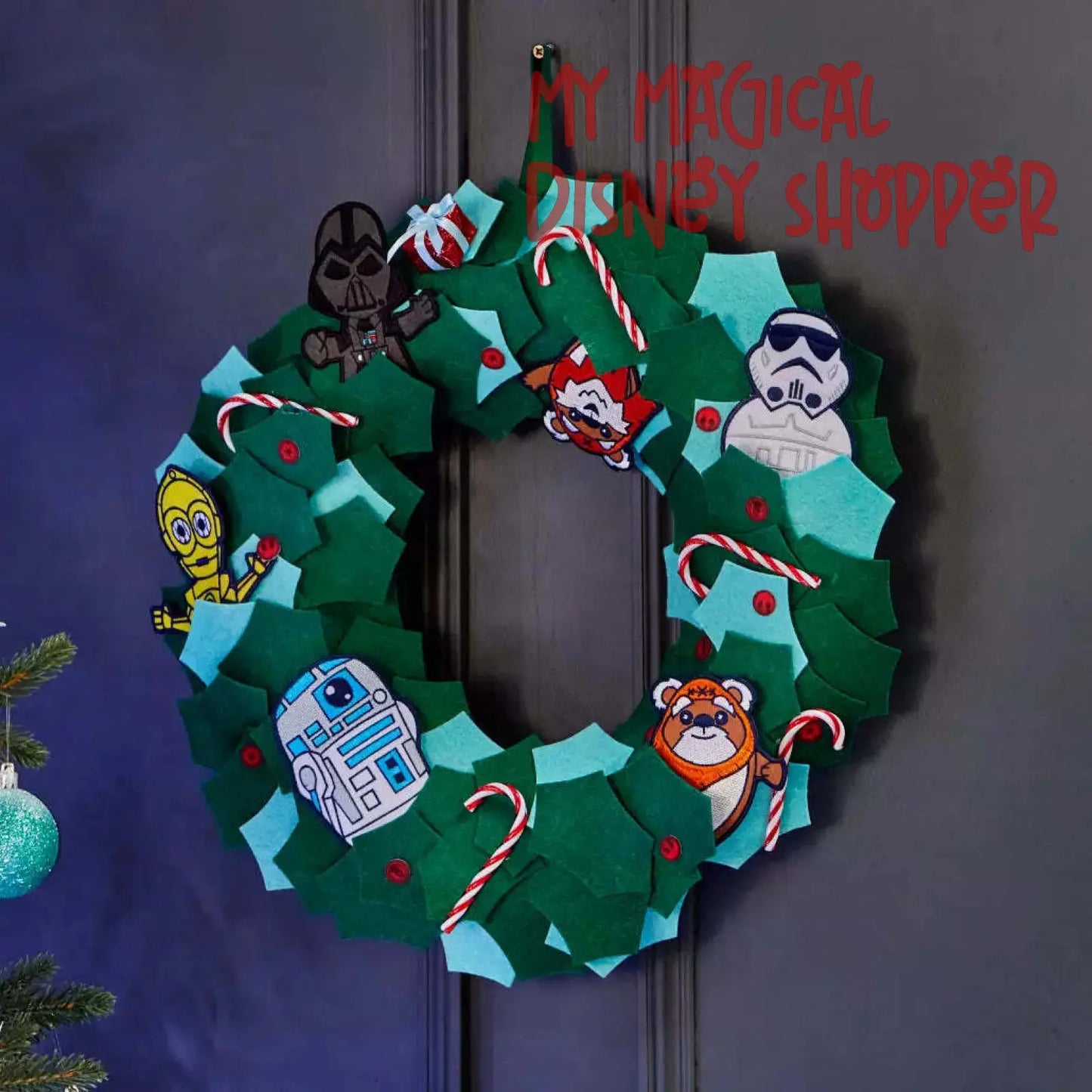 Star Wars Characters Christmas Holiday Door Wreath Decor Disney Parks